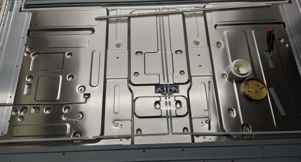 Разобран блок матрицы YLV5522-02N