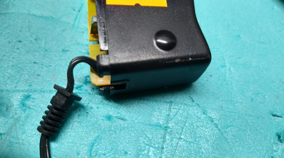 Повреждение корпуса в адаптере WV512GSD19912