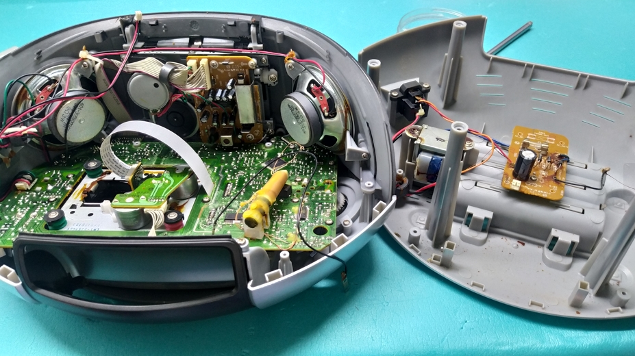 LG LPC-M150 магнитофон разобран