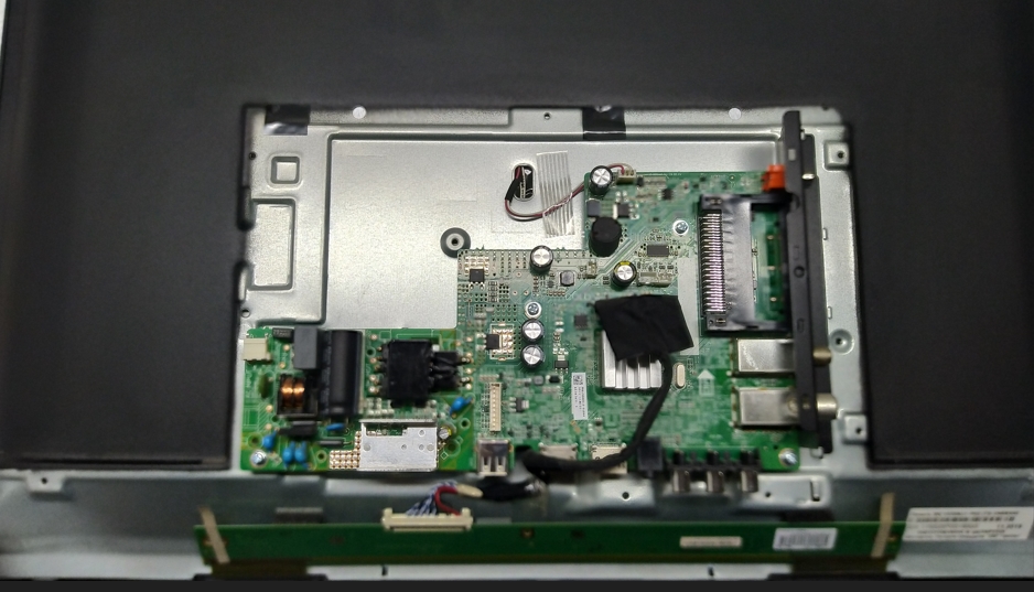 Телевизор Panasonic TX-24GR300 не работает подсветка экрана