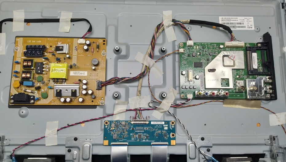 Телевизор LG 32LJ500V-ZB не включается