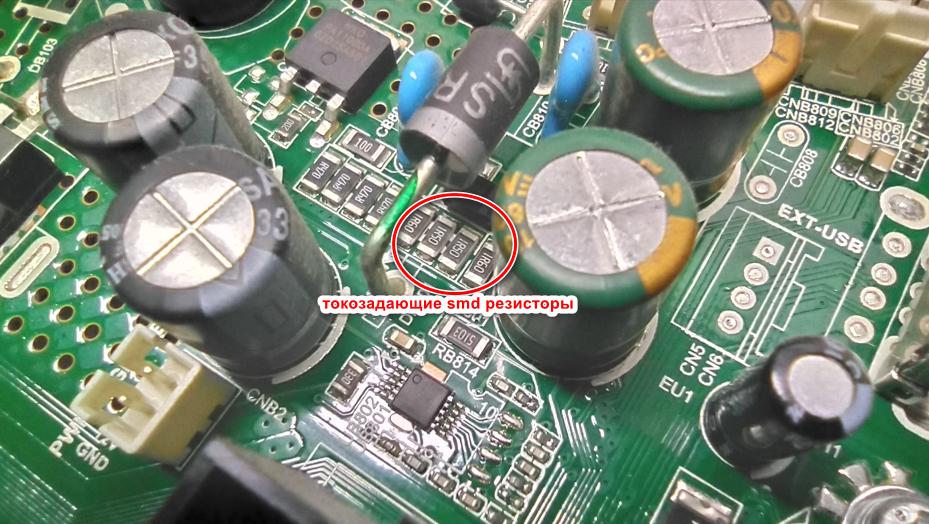 Телевизор Bravis LED-32E2000+T2 уменьшить ток подсветки